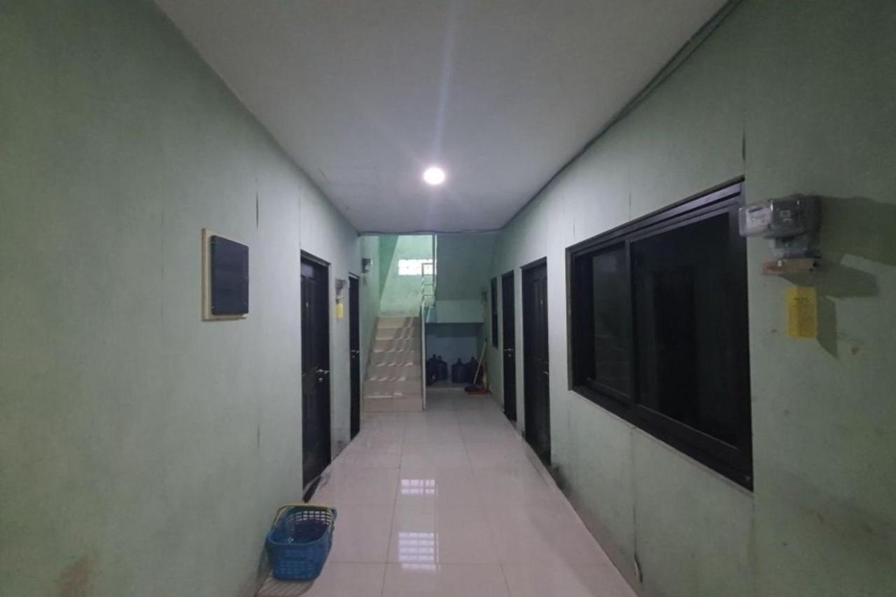 Oyo 93109 Garden Homestay 1 Tpr Surabaya Luaran gambar