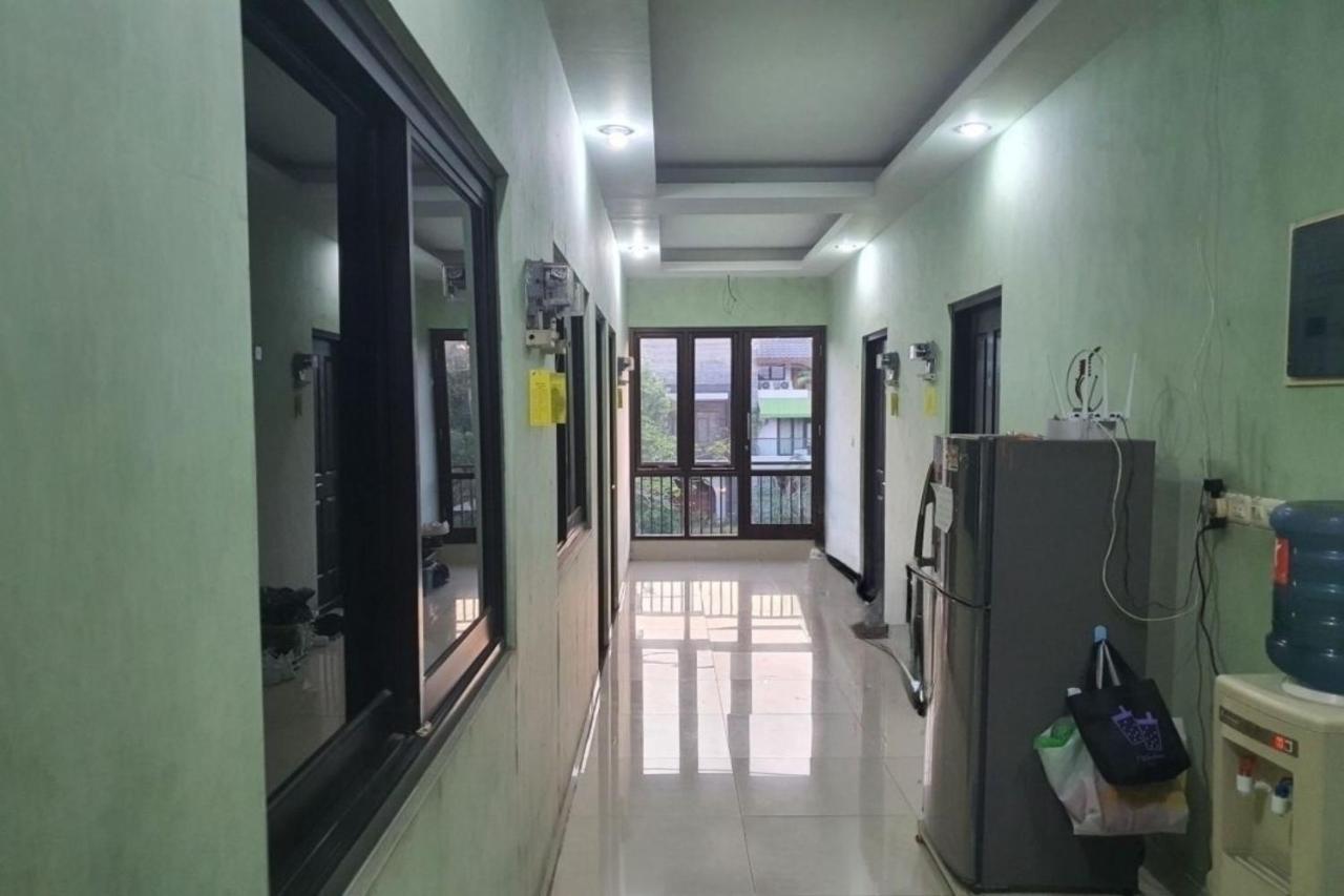 Oyo 93109 Garden Homestay 1 Tpr Surabaya Luaran gambar