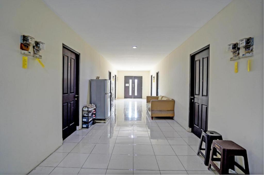 Oyo 93109 Garden Homestay 1 Tpr Surabaya Luaran gambar
